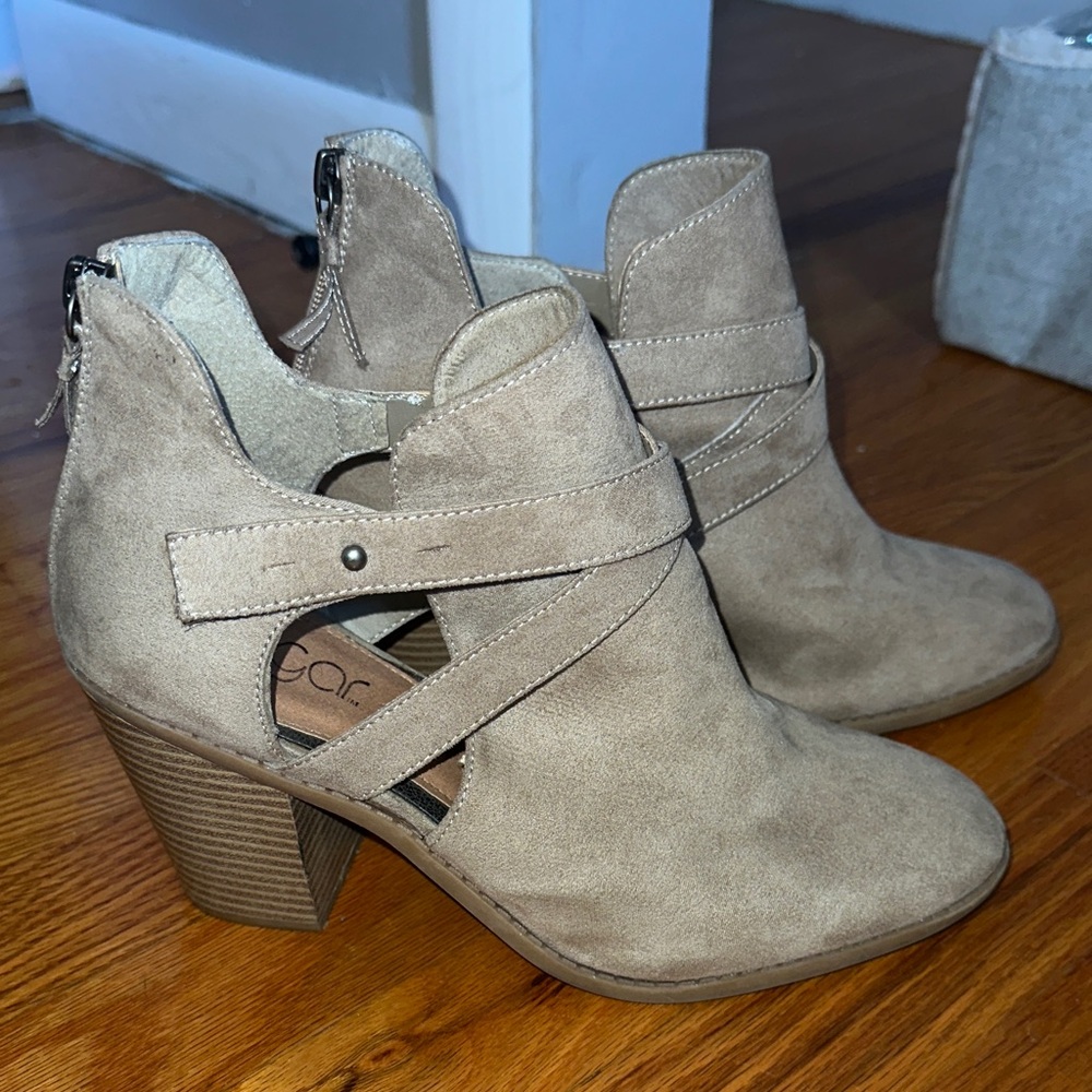 Sugar Women's Beige Ankle Booties